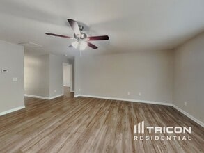 3884 Ashley Hill Dr in Greensboro, NC - Building Photo - Building Photo