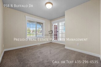 958 N Buffalo Dr in Saratoga Springs, UT - Foto de edificio - Building Photo