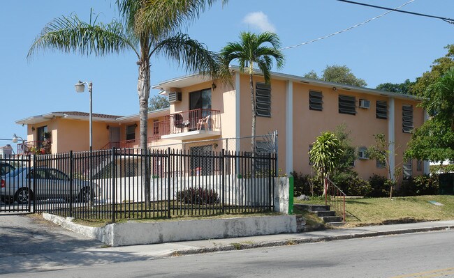 1434 NW 2nd St in Miami, FL - Building Photo - Building Photo