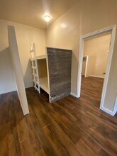 514 Ruddy St in Lockhart, TX - Building Photo - Building Photo