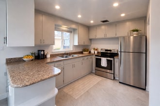 1269-1269 147th Ave in San Leandro, CA - Building Photo - Building Photo