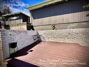 2668 Bishop Pl W in Seattle, WA - Building Photo - Building Photo