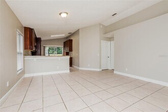 10021 Cypress Meadows Ln in Orlando, FL - Building Photo - Building Photo