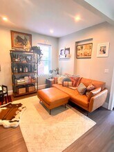 147 Cottage St, Unit 3 in Boston, MA - Building Photo - Building Photo