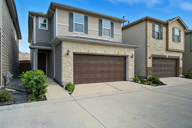 8624 Cedar Plains Ln