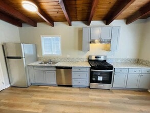 3716 Pioneer Trail in South Lake Tahoe, CA - Building Photo - Building Photo