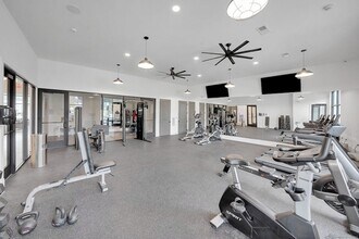 280 Salmon Brook St, Unit 1105 in Granby, CT - Building Photo - Building Photo