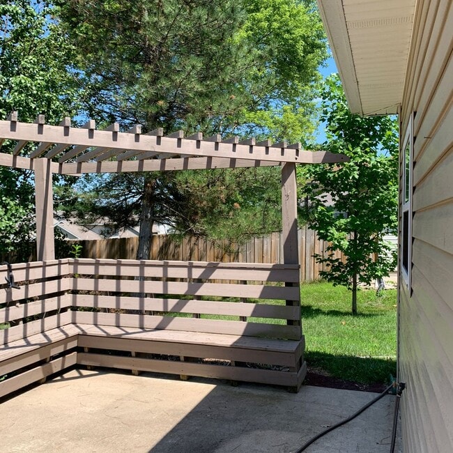 3503 Kunlun Dr in Columbia, MO - Building Photo - Building Photo