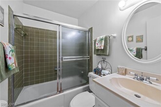 6725 Winkler Rd in Ft. Myers, FL - Building Photo - Building Photo