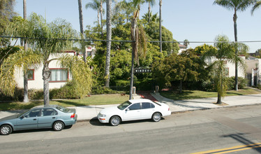 The Windsor in San Diego, CA - Building Photo - Building Photo