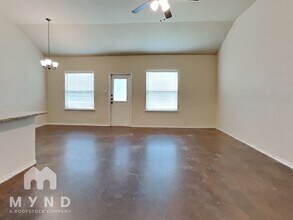 226 Kaspar Way in Canyon Lake, TX - Building Photo - Building Photo