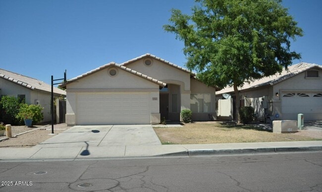 property at 8544 W Cherry Hills Dr