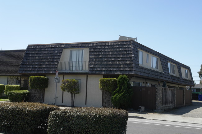 14259 Doolittle Dr in San Leandro, CA - Building Photo - Building Photo