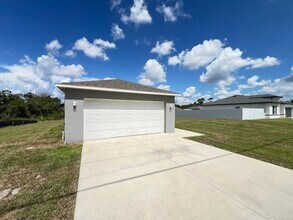 15688 SW 37th Ave in Ocala, FL - Building Photo - Building Photo