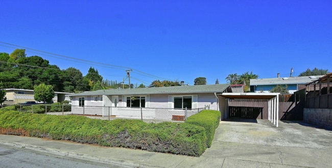 4602 Emily Ct in Castro Valley, CA - Building Photo - Building Photo