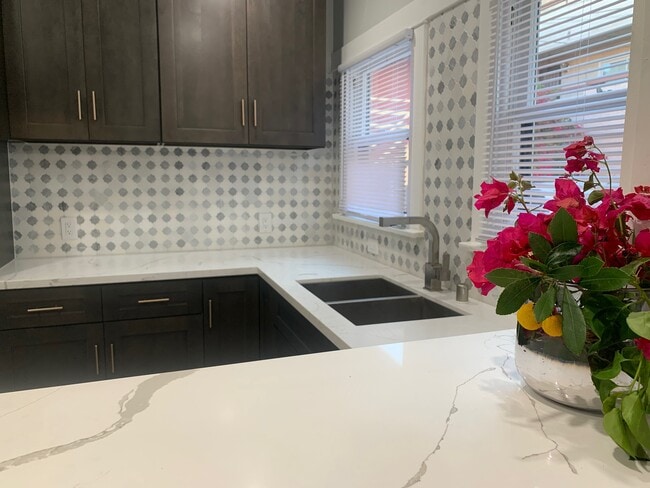 1426 E Florida St, Unit 1426