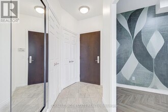 1135 Royal York Rd in Toronto, ON - Building Photo - Building Photo