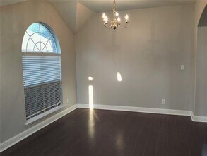 7911 Decoy Dr in Arlington, TX - Building Photo - Building Photo