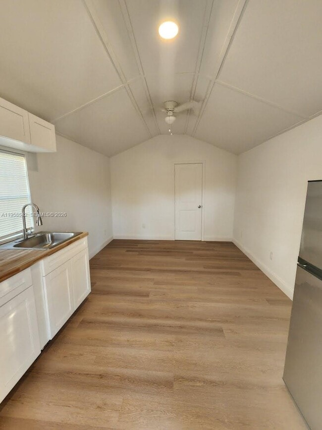 property at 4222 Hibiscus Cir