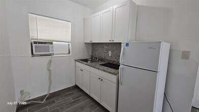 2308 Grant St in Hollywood, FL - Building Photo - Building Photo