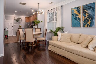 12432 Liberty Bridge Rd in Fairfax, VA - Building Photo - Building Photo