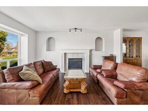 8118-153A 153a St in Surrey, BC - Building Photo - Building Photo