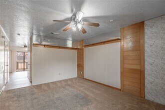2521 Crosstimbers Dr in Huntsville, TX - Building Photo - Building Photo