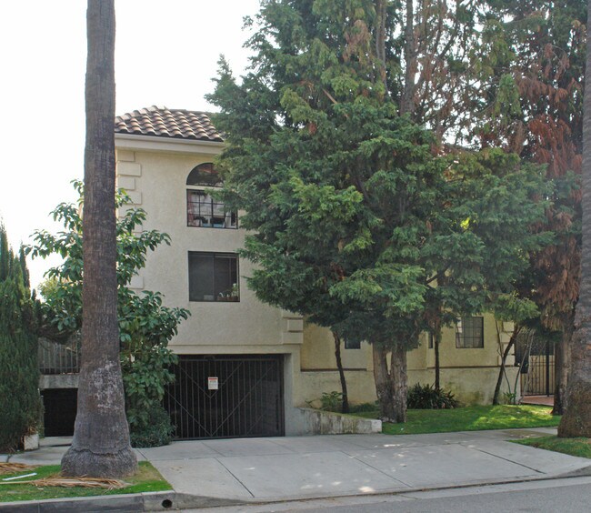 422 S Palm Dr in Beverly Hills, CA - Building Photo - Building Photo