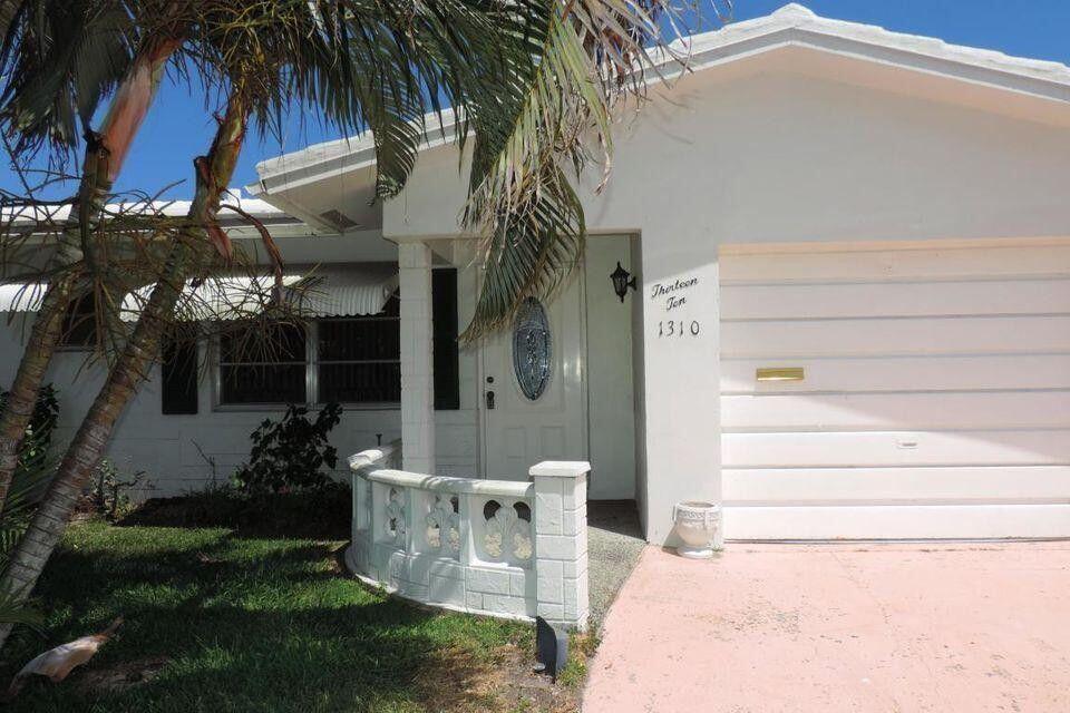 1310 SW 18th Ct in Boynton Beach, FL - Building Photo