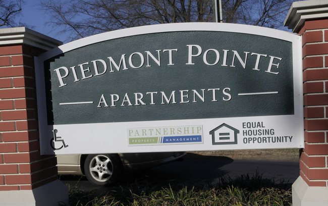 Piedmont Pointe Apartments in Piedmont, SC - Building Photo - Building Photo