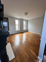 135 W 130th St in New York, NY - Foto de edificio - Building Photo