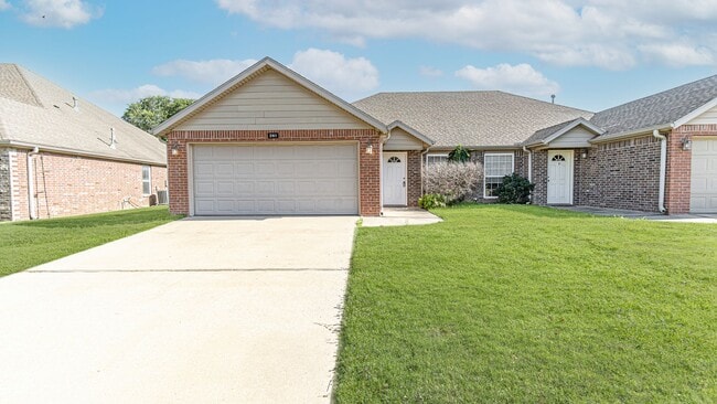 property at 261-263 Copper Oaks Dr