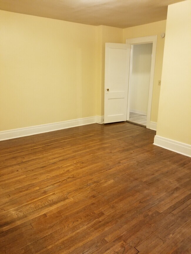 601 Cogswell Ave Apartments and Nearby Syracuse Apartments For Rent