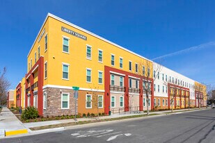 Liberty Square Apartments in Stockton, CA - Building Photo