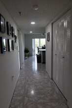 9470 Tangerine Pl in Davie, FL - Foto de edificio - Building Photo