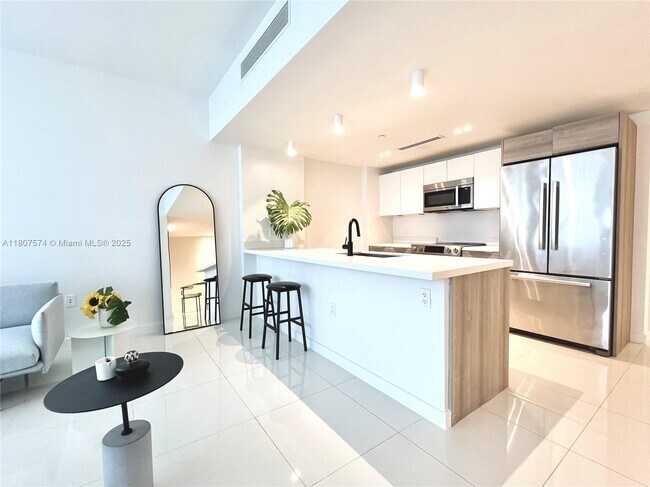 property at 9940 W Bay Harbor Dr