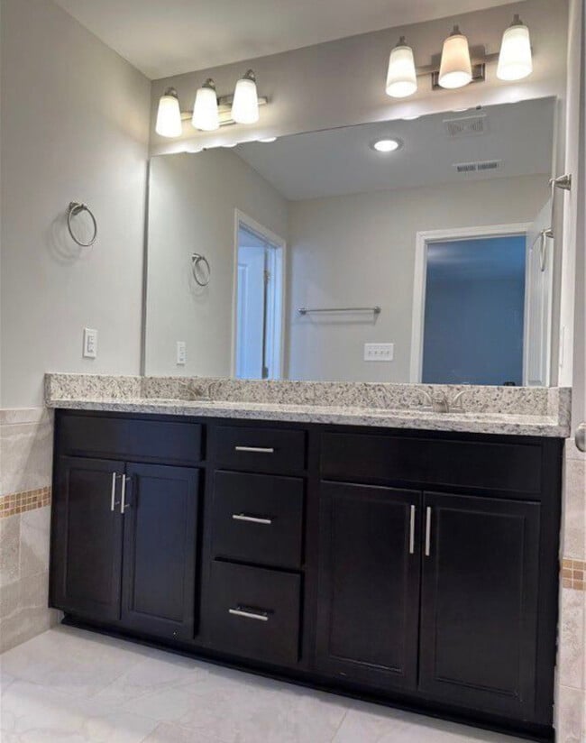 703 Georgetown Cir, Unit 703 Georgetown Cir Lake in Fayetteville, NC - Building Photo - Building Photo