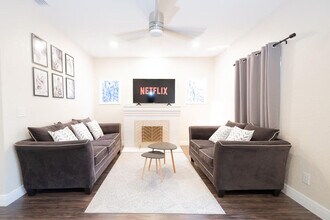 3409 N 12th St, Unit SI ID1244315P in Tampa, FL - Building Photo - Building Photo