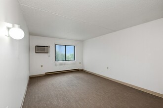 Lima Towers - Income Based 62+ in Lima, OH - Building Photo - Building Photo