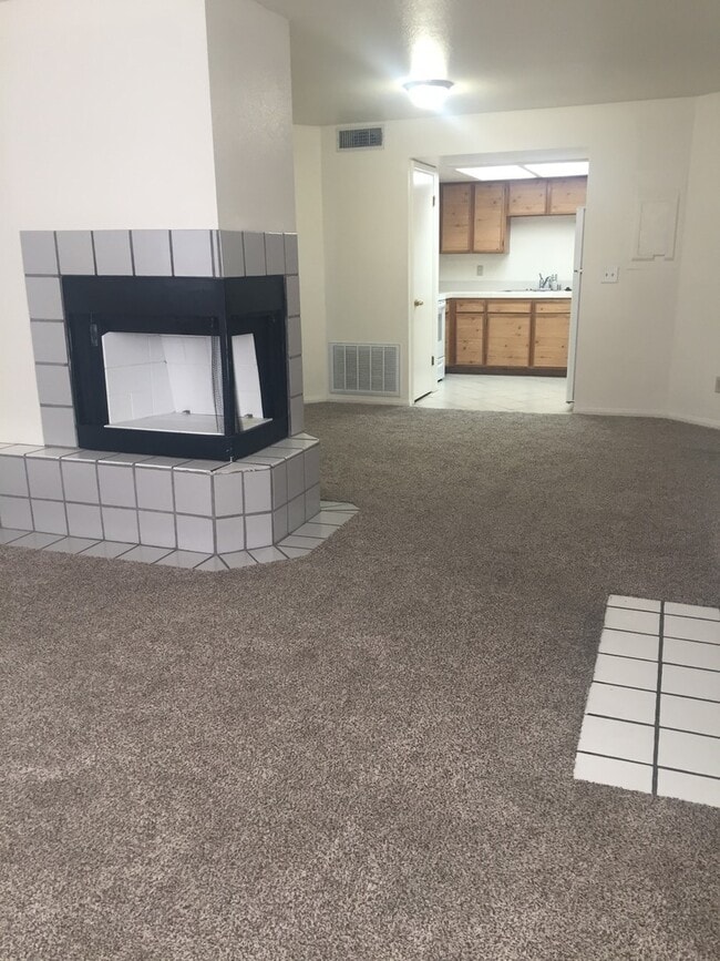 1904 Las Palmas Ln in Laughlin, NV - Building Photo - Building Photo