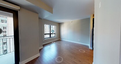 70 W Hubbard St in Chicago, IL - Building Photo - Building Photo