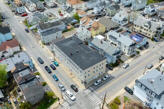 110 Branch St in Lowell, MA - Building Photo - Building Photo