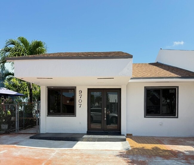 9707 SW 1st Ter