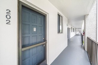 4381 Trevi Ct in Greenacres, FL - Building Photo - Building Photo