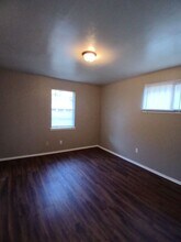 3021 Carnes Ave in Memphis, TN - Foto de edificio - Building Photo