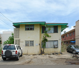 1820 Kalani St in Honolulu, HI - Building Photo - Building Photo