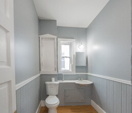 130 Shurtleff St in Chelsea, MA - Building Photo - Building Photo