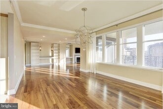 801 Key Hwy in Baltimore, MD - Building Photo - Building Photo
