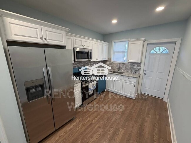 property at 2033 N Fulton Ave