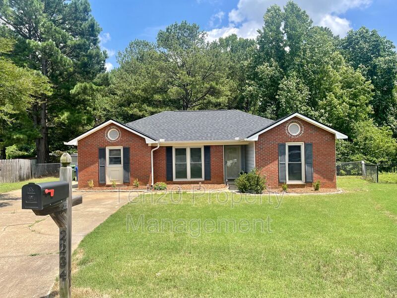 2234 Birchwood Dr in Columbus, GA - Building Photo